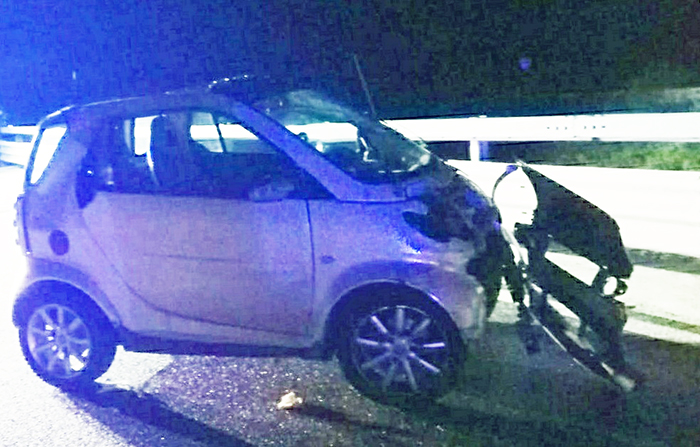 Sbatte contro il rail e si cappotta: era ubriaco il guidatore dell'incidente all'imbocco della Vigezzo