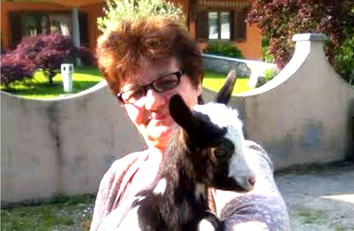 A Megolo il funerale di Lorenza Pioletti. Trovata morta in casa, aveva 63 anni 