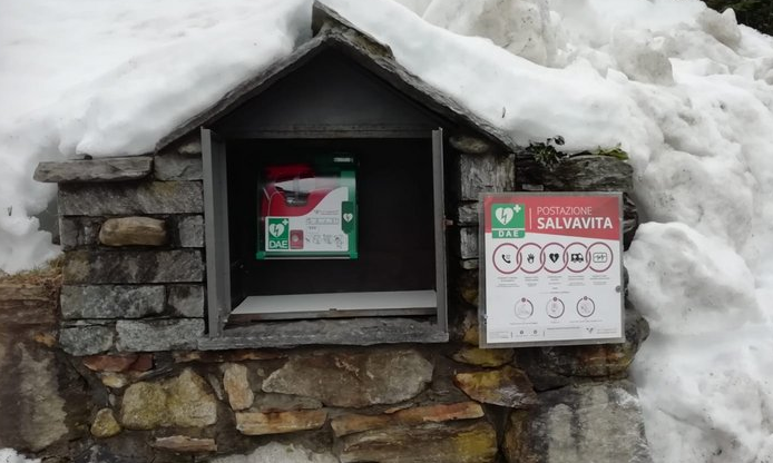  Sei defibrillatori semiautomatici posizionati a Ceppo Morelli e frazioni. Foto