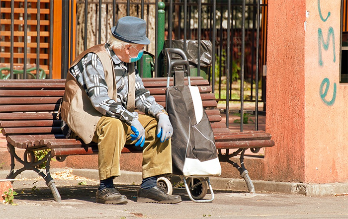 Piano vaccinazioni covid19, "Attenzione a non penalizzare le regioni con popolazione piu’ anziana"