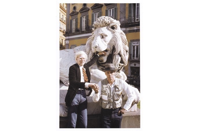 In mostra a Domo Beuys e Warhol ritratti da Mimmo Jodice