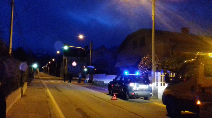 Incidente al semaforo sulla provinciale a Beura