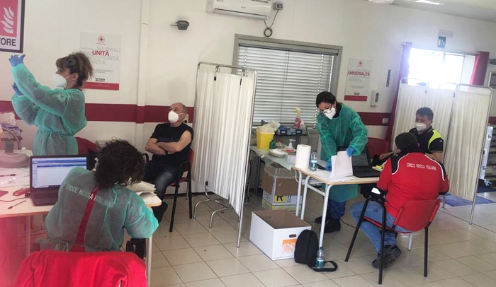 Sono 16.341 (tra cui 11.827 ultraottantenni e 1.122 75-79enni) i vaccinati oggi contro il Covid