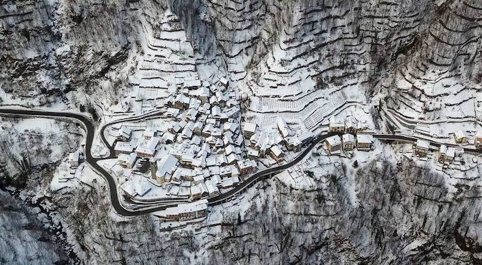 I paesaggi di Roberto Bianchetti in mostra all'Ossola Outdoor Center