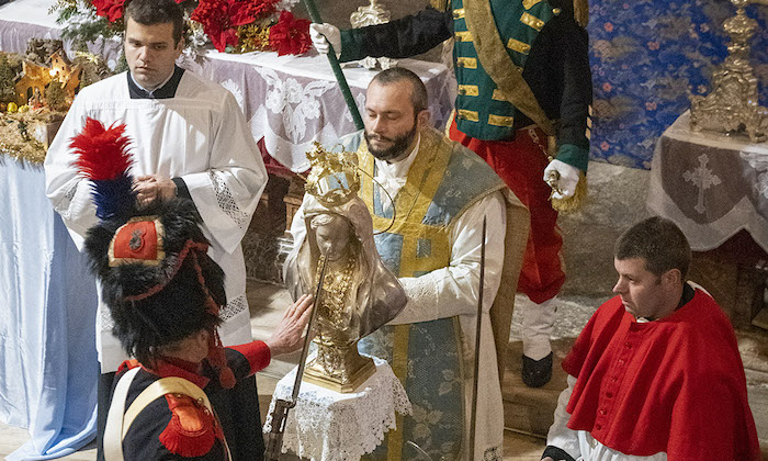 Bannio: il vescovo ha chiuso l'anno del 400mo anniversario della Milizia 