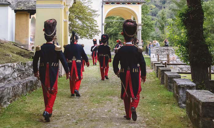 Il calendario 2022 della Milizia di Bannio: foto e appuntamenti per i 400 anni di fondazione 