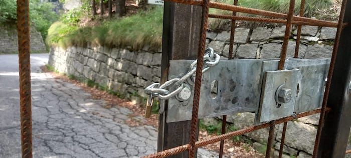 Formazza, tornanti alle Casse: Anas dà al Comune le chiavi dei cancelli, Papa "Non prendeteci in giro"