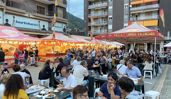 A Villadossola l'allegria con "Hop hop street food"