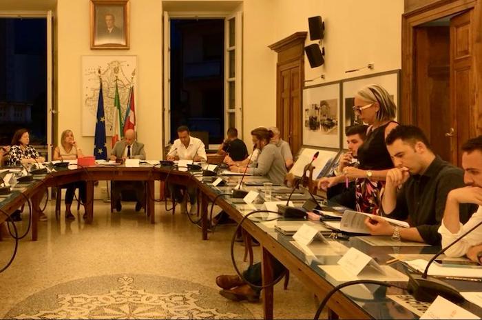 Movida sostenibile: il Consiglio di Domodossola dice sì al nuovo regolamento 