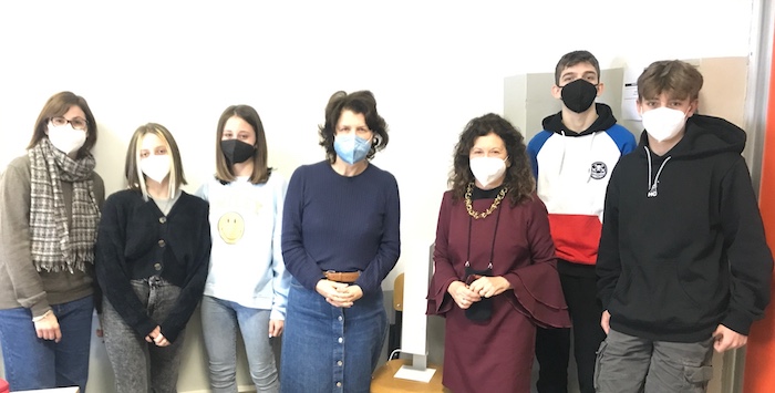 The Italian School dona sanificatori d'aria alle scuole superiori verbanesi 