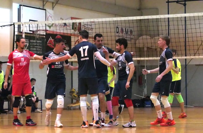 Volley: Studio Immobiliare VCO sconfitto alla prima di campionato, ma la squadra è in progresso 