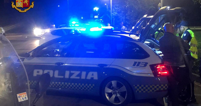 Interventi della Polizia sulla movida domese: controllati oltre dieci locali e cento persone