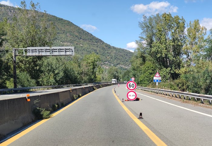 Il rincaro dei materiali ritarda le manutenzioni sui ponti della superstrada, restano i restringimenti