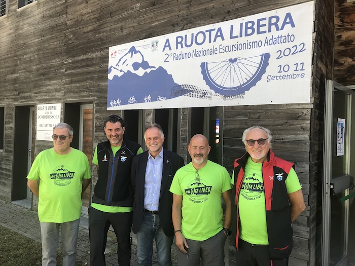 Domo: anche il ministro Garavaglia al raduno nazionale dell'escursionismo adattato, centiania i partecipanti - Foto