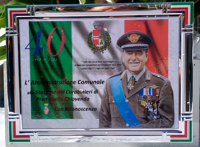 A Premosello Chiovenda inaugurata alla caserma dei carabinieri la targa al generale Dalla Chiesa
