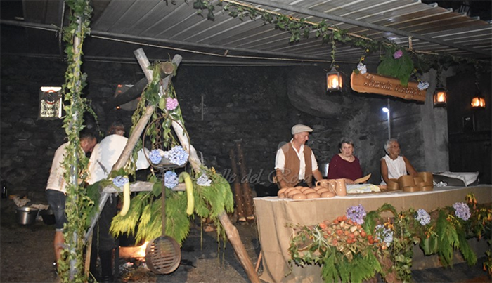 Il Borgo come era alcuni secoli fa: 5^ edizione di Anticamente Calasca. Foto