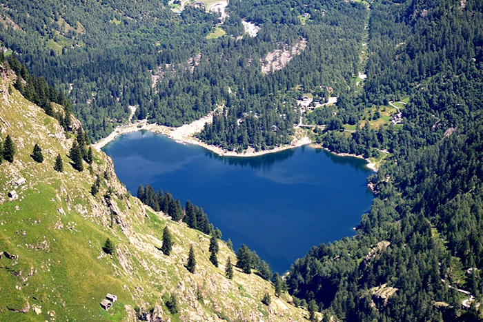 Pienone insuperabile ai laghi di Antrona: "Un turismo che ama il bello"