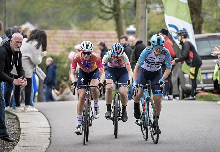 Elisa Longo Borghini seconda alla Liegi-Bastogne- Liegi. Superata in volata