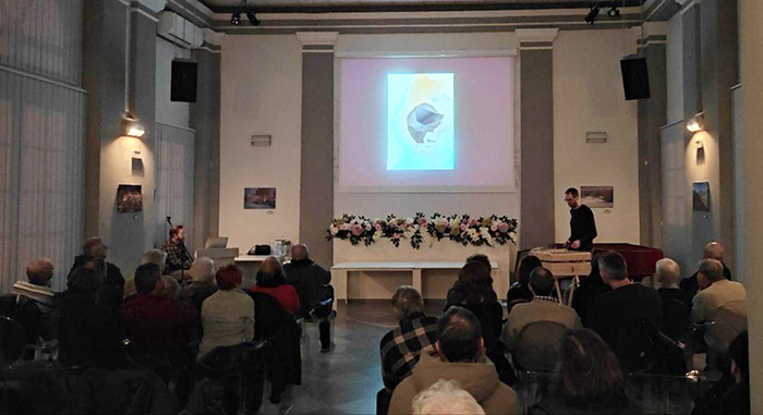 Domo: serata di perfomance visuale e musicale con le “Micro Meraviglie”