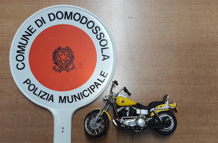 Ancora vandalismi e furti sulle tombe al cimitero di Domo 