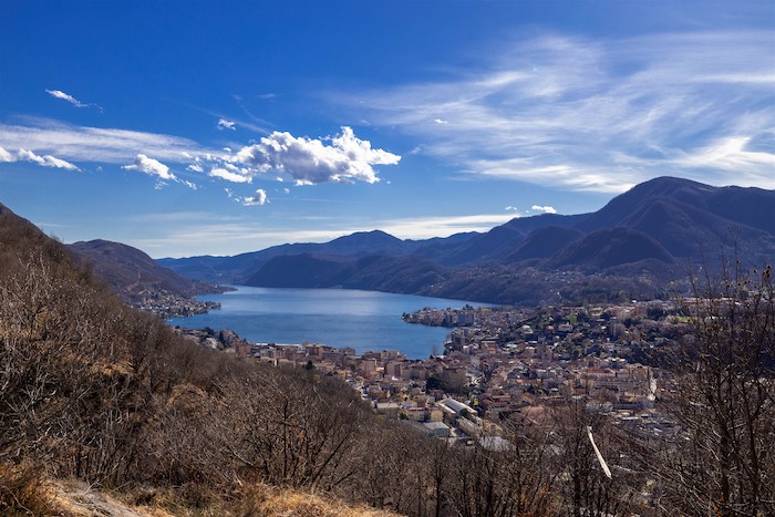 Musica in quota approda all'Alpe Bertogna, di scena la "roots music" dei Village H