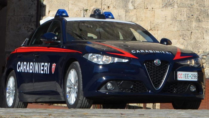Denuncia la clonazione della targa per non pagare le multe, pensionato denunciato 