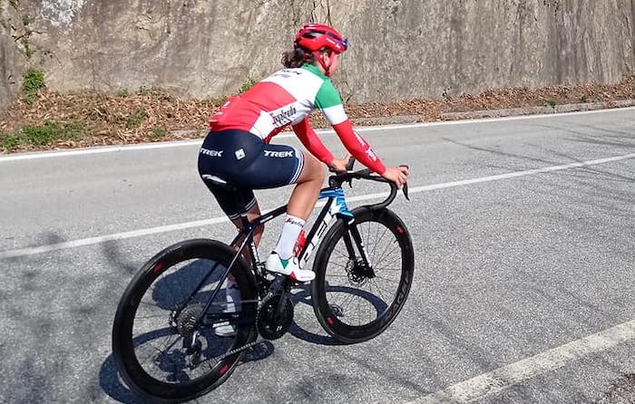 Elisa Longo Borghini per una infezione cutanea si ritira dal Tour de France 