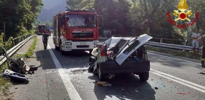 Schianto in Superstrada, morto il giovane automobilista 