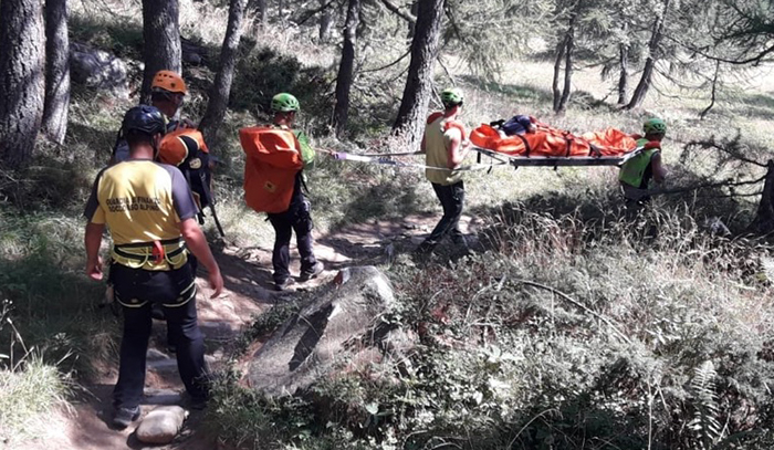 Tragedia in Vigezzo, muore mentre si lancia col parapendio