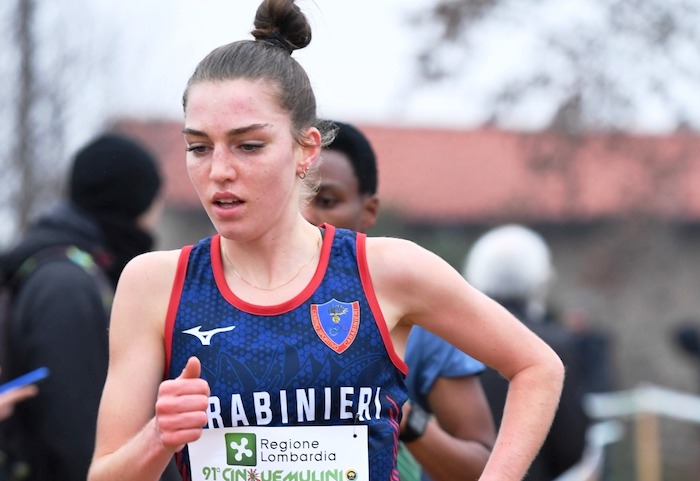Giovanna Selva al via del campionato italiano dei 10mila metri a Brescia