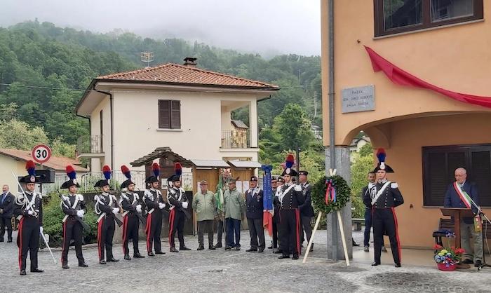Cossogno: la piazza intitolata al generale Dalla Chiesa 
