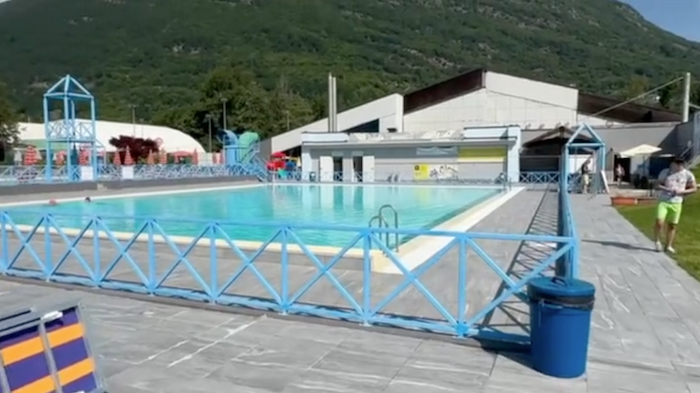Voglia d'estate a Domodossola, riapre la piscina esterna 