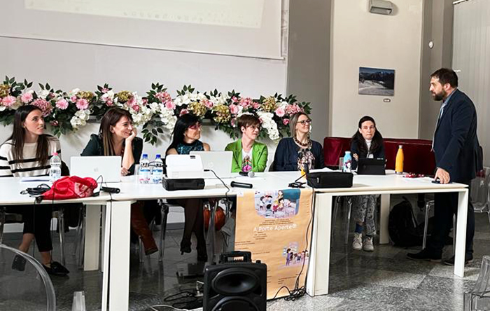 I bambini che aiutano i bambini nella didattica di Vanessa Trapani. La presentazione