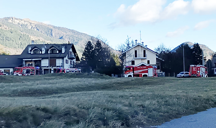 Incendio in una casa in Vigezzo: ancora un viaggio da Verbania per l'autoscala Vvf