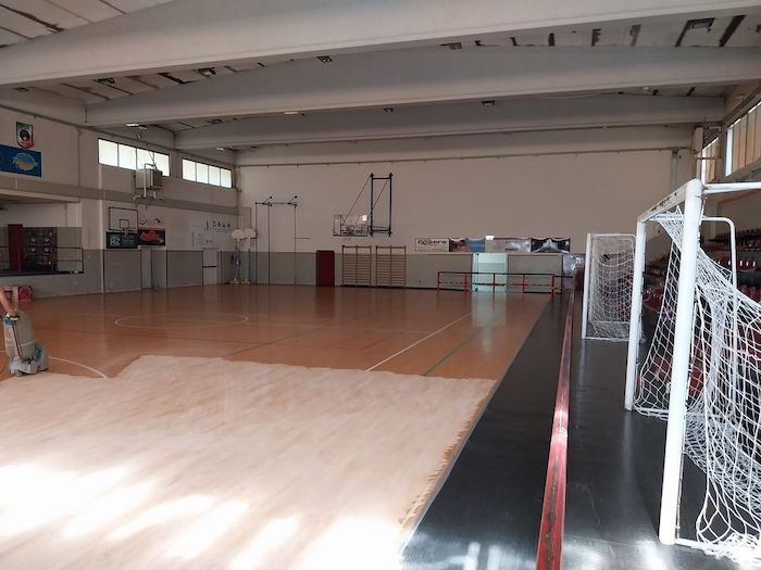 Palestra del Liceo Spezia: un parquet "come nuovo"