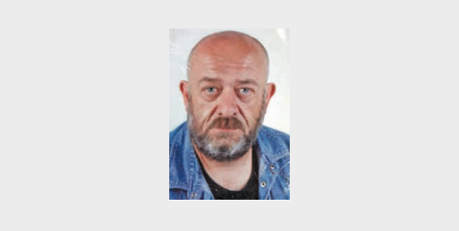 L'addio a Piero, morto nel rogo della sua casa. Gara di solidarietà per la famiglia