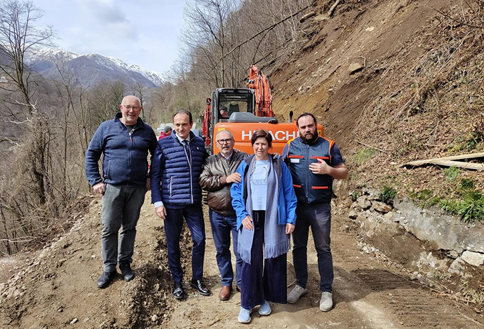 Il presidente regionale a Valstrona per la frana: Faremo la nostra parte