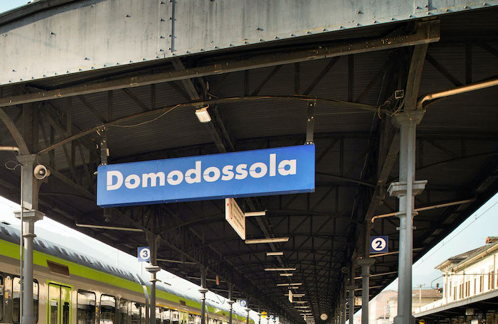 Sempione ancora chiuso: caduta massi a Gondo, ma c'è il treno (anche per le auto)