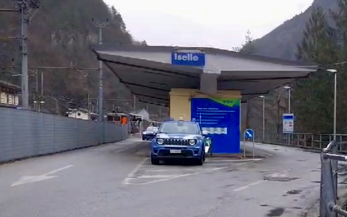 I “treni per auto” Bls raddoppiati durante la chiusura del Passo del Sempione