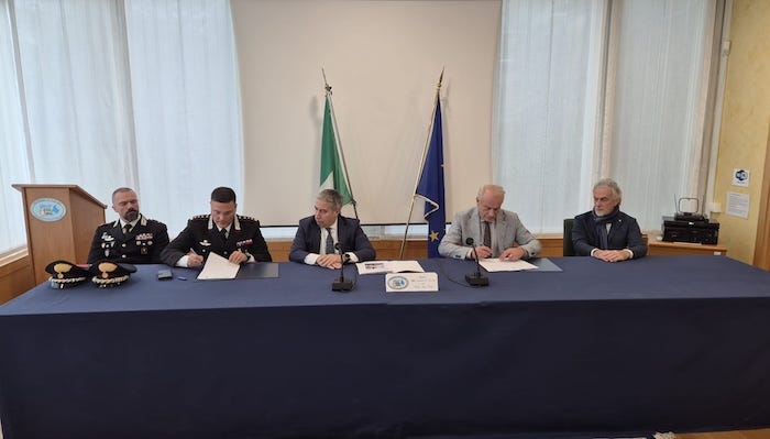 Carabinieri - Idrablu: siglato l'accordo contro truffe, violenze e furti 