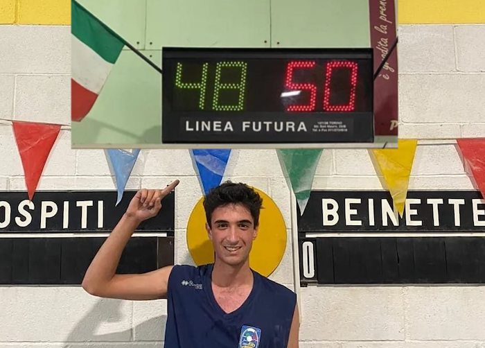 L'ossolano Diego Verganti batte il record mondiale di tiro progressivo (bocce)