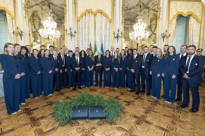 Valentina Greggio con altri atleti della FISI al Quirinale dal Presidente Mattarella