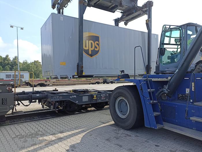 UPS e CargoBeamer: avviato il trasporto integrato da e per la Germania via Domo