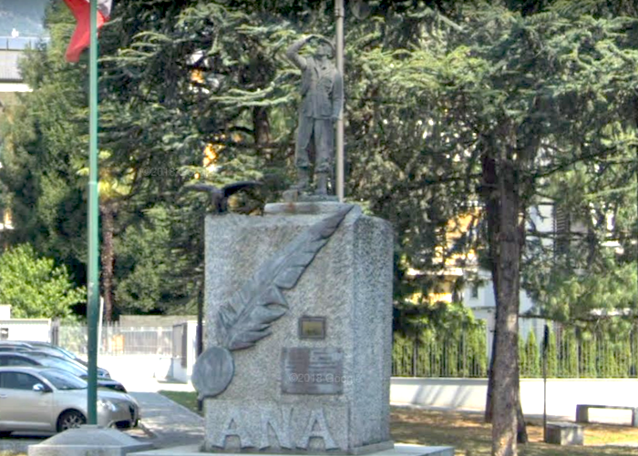 Gli Alpini di Domo festeggiano i 100 anni di Ana