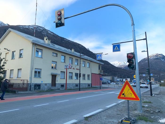 Domodossola: un semaforo per le emergenze in corso Sempione 