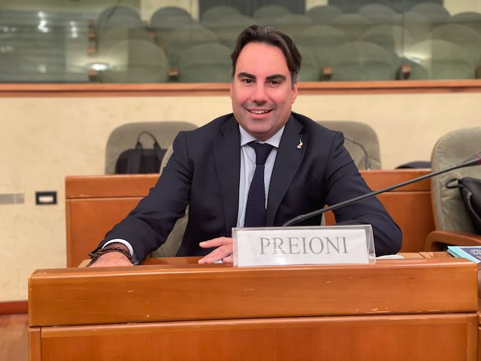 Preioni ricorda i 45 anni dell'Uopa e parla di autonomia: chiesto a Roma il trasferimento di 100 funzioni  