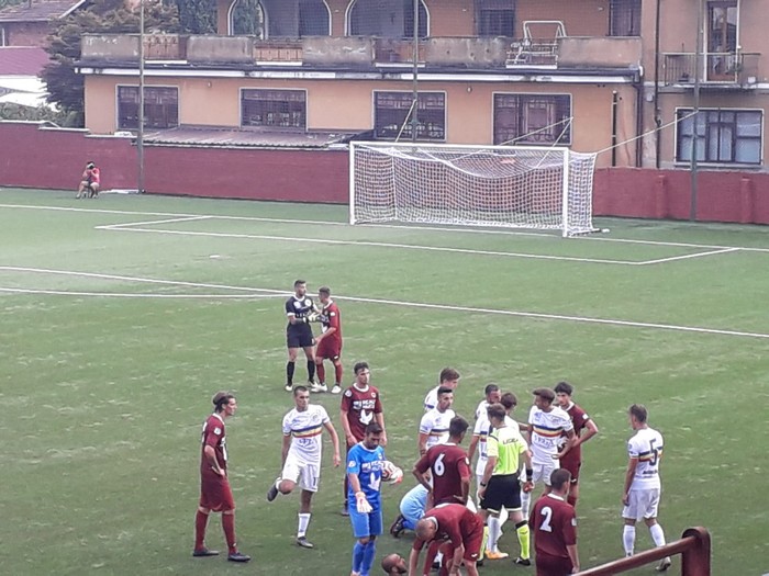 Rigore fallito e portiere espulso: il Verbania perde a Borgosesia (1-0) e saluta la Coppa