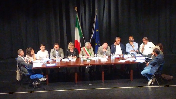 Cannobio: Minazzi ha giurato, stamattina la prima riunione di giunta. Lettera vicesindaco