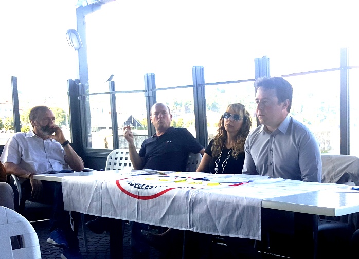 "Programmi distanti dal nostro": il M5S si chiama fuori dal ballottaggio