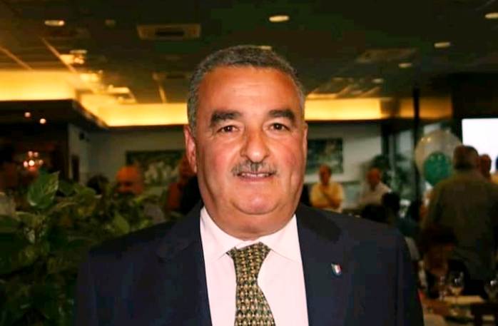 Addio Gennaro, prof con la giacchetta nera e il fischietto